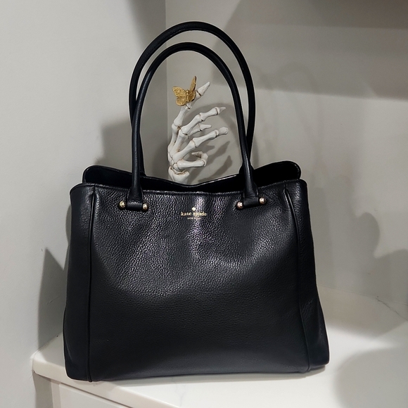 kate spade Handbags - Kate Spade pebbled leather bag